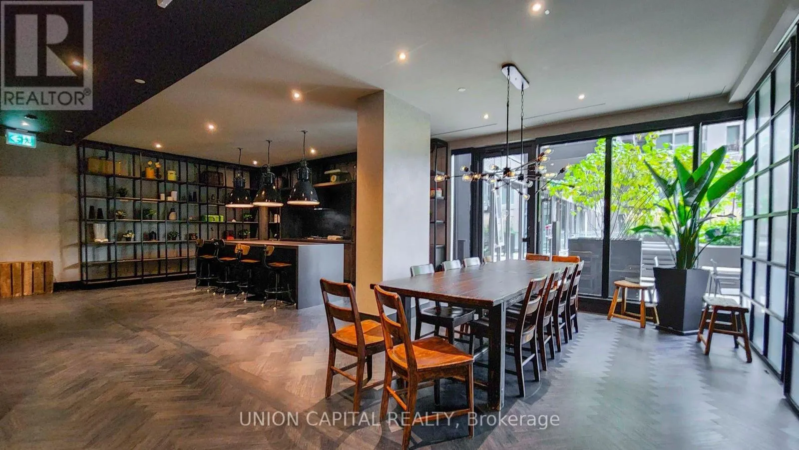 714 - 505 RICHMOND STREET W