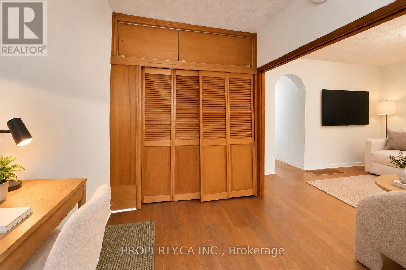 3 CLINTON PLACE