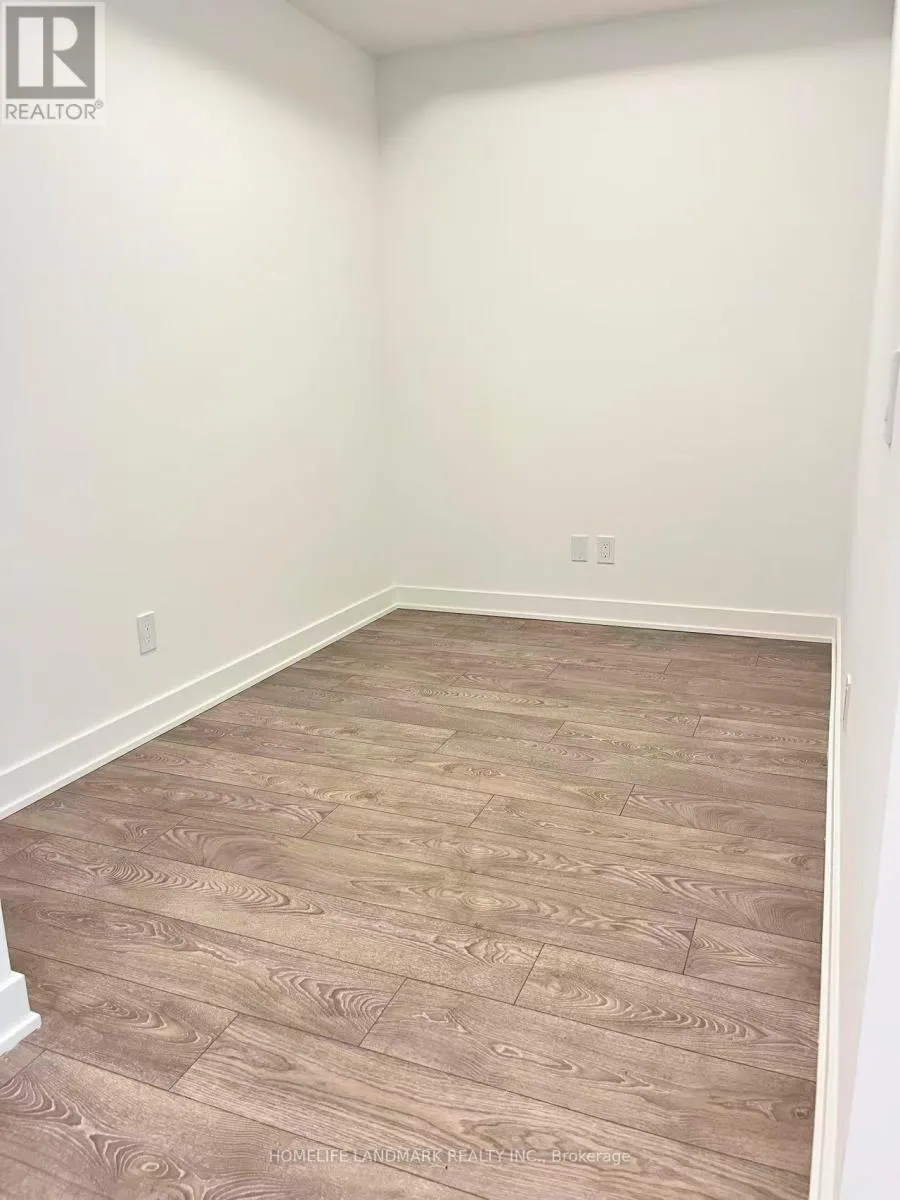 814 - 543 RICHMOND STREET W