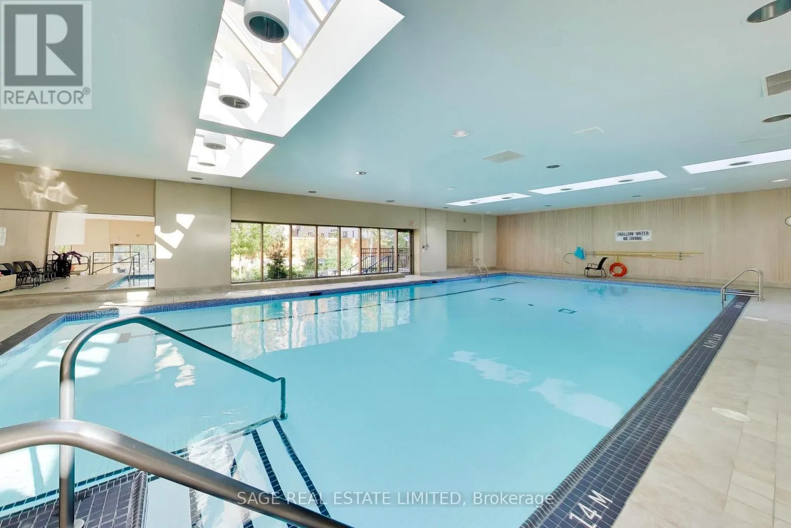 404 - 63 ST CLAIR AVENUE