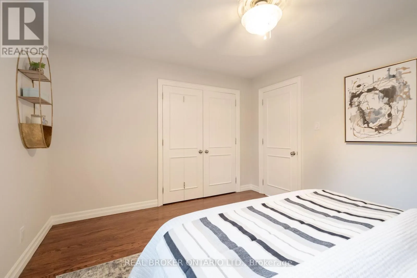 53 KINGSLAKE ROAD