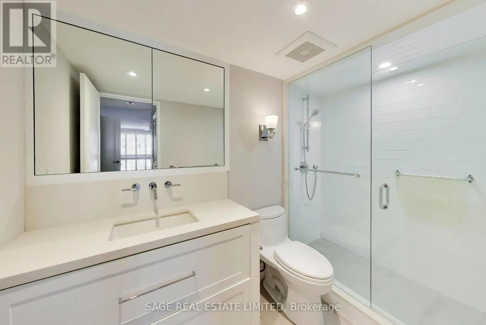 403 - 63 ST CLAIR AVENUE W