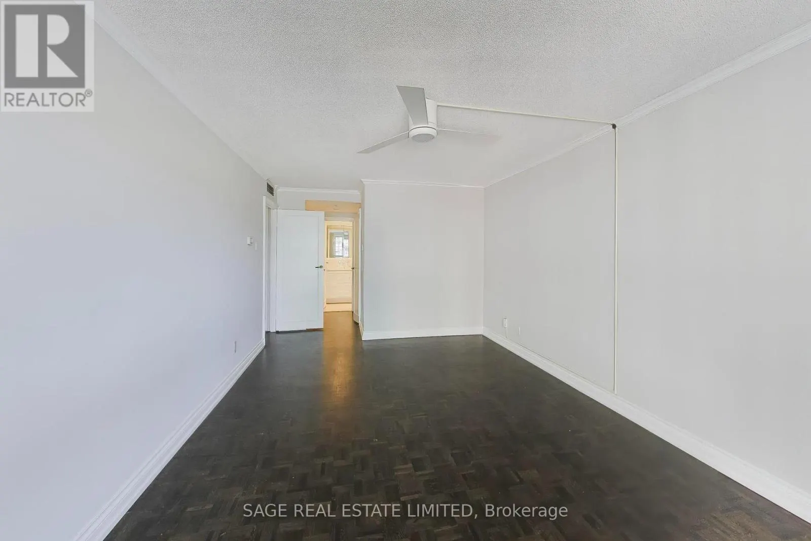 403 - 63 ST CLAIR AVENUE W