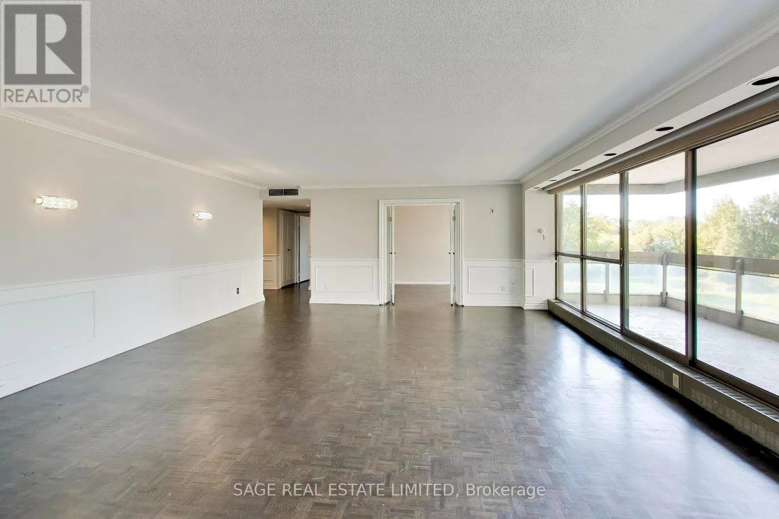 403 - 63 ST CLAIR AVENUE W