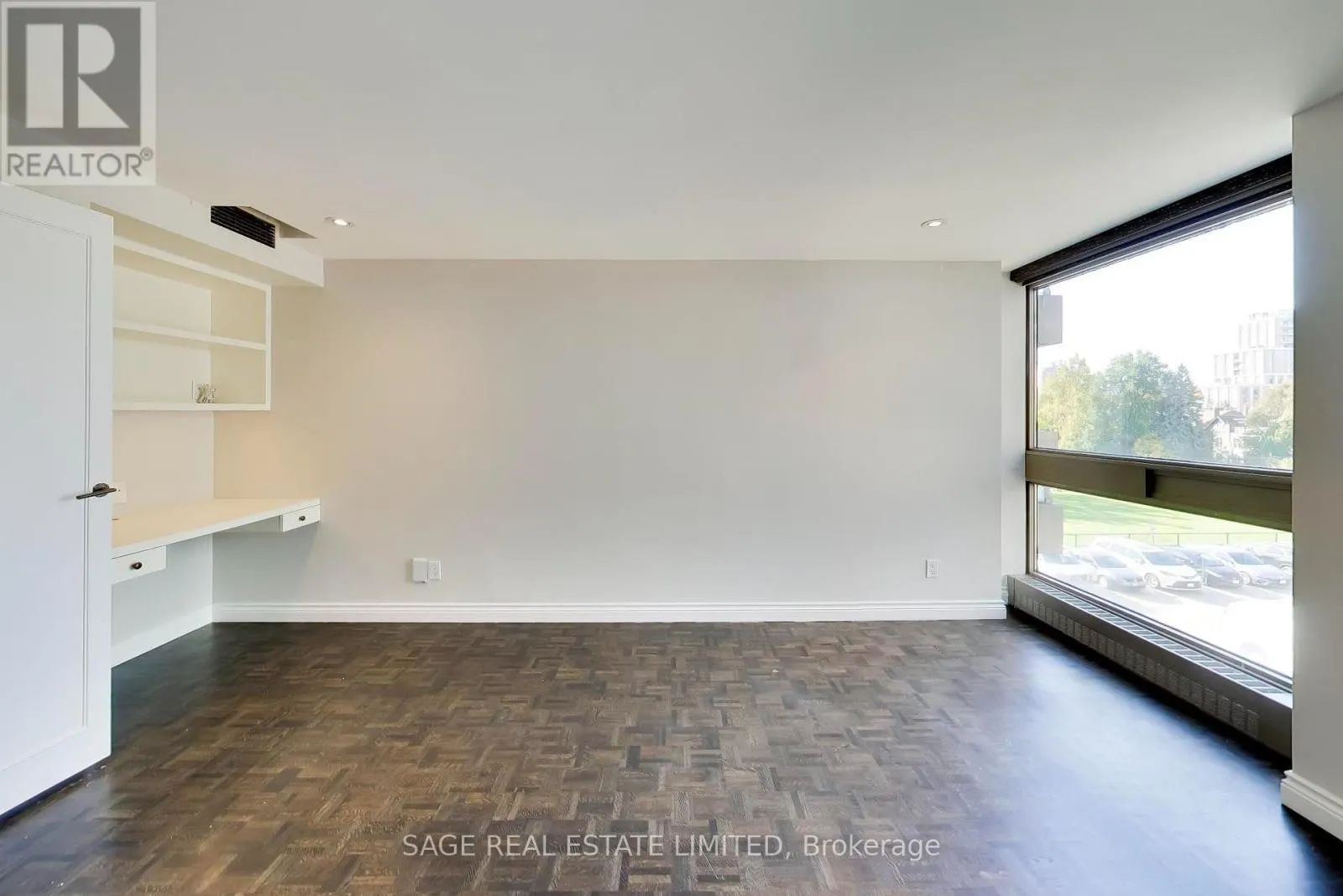 403 - 63 ST CLAIR AVENUE W