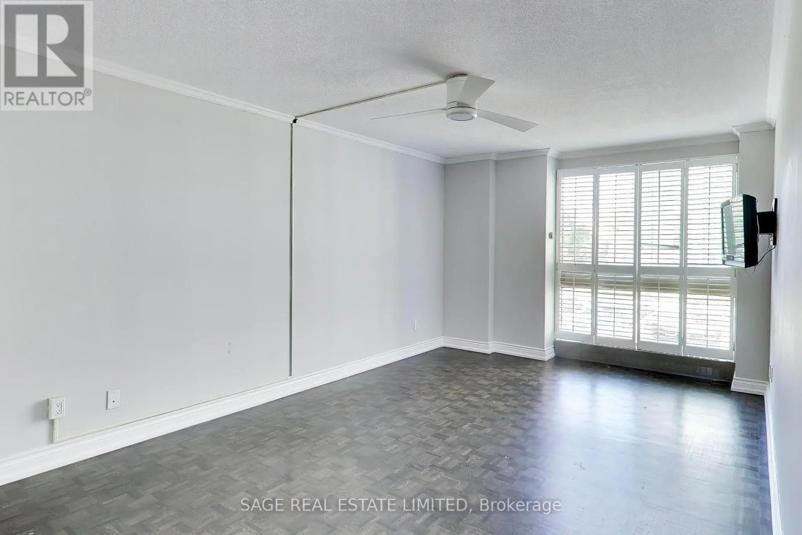 403 - 63 ST CLAIR AVENUE W