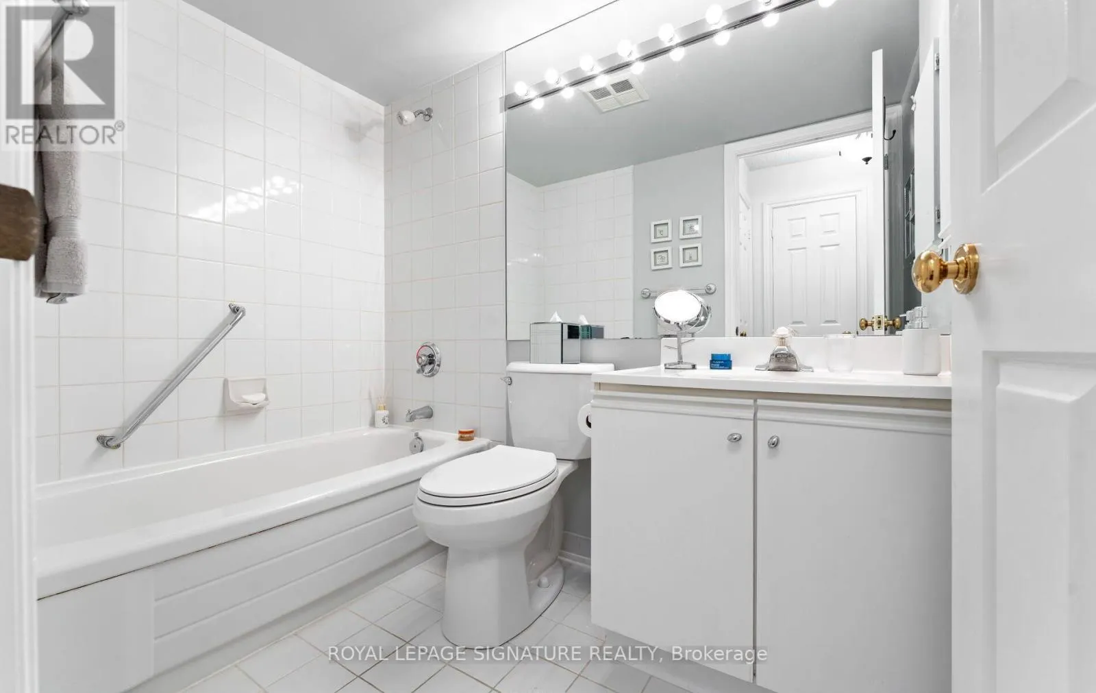 219 - 1210 DON MILLS ROAD
