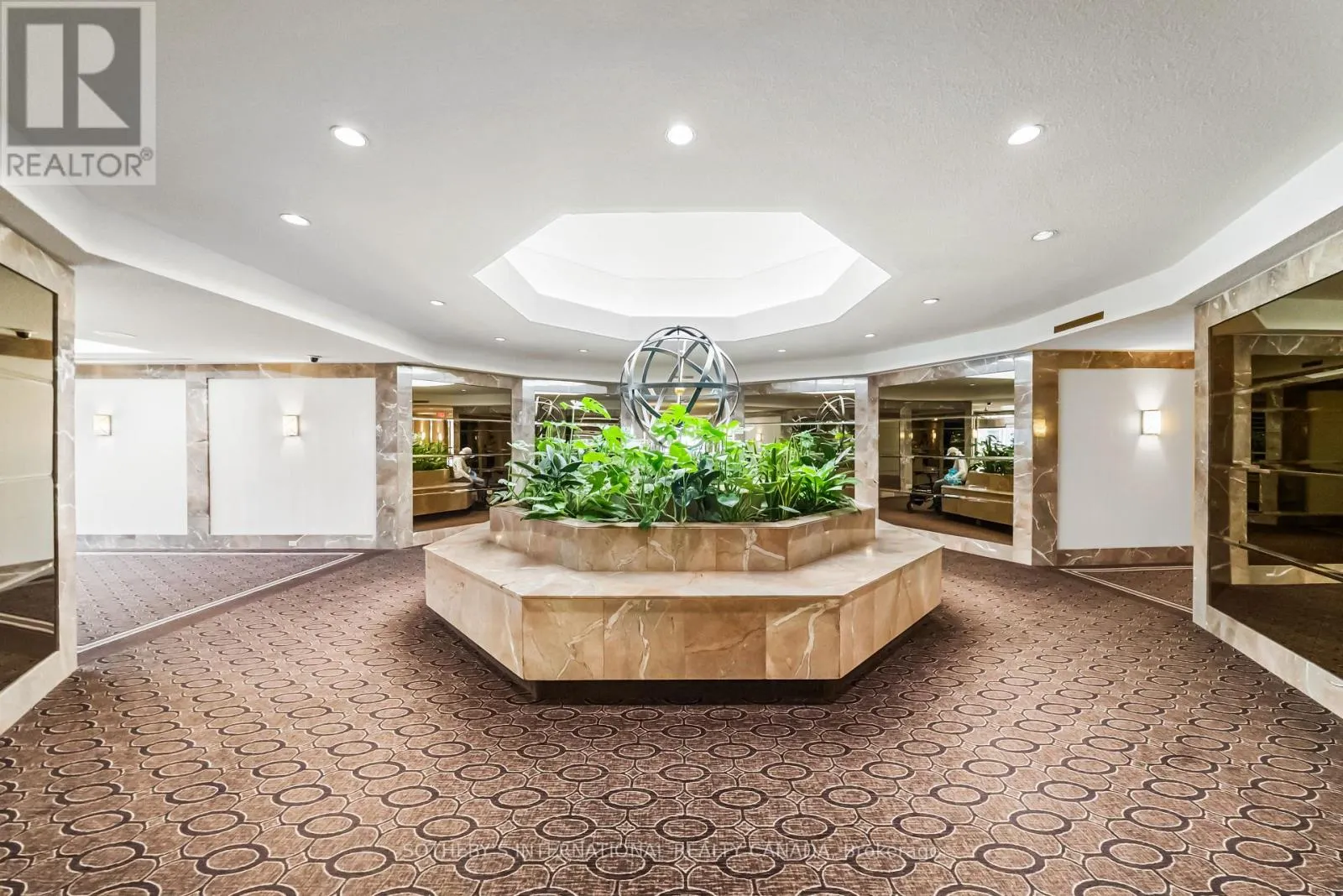417 - 1177 YONGE STREET