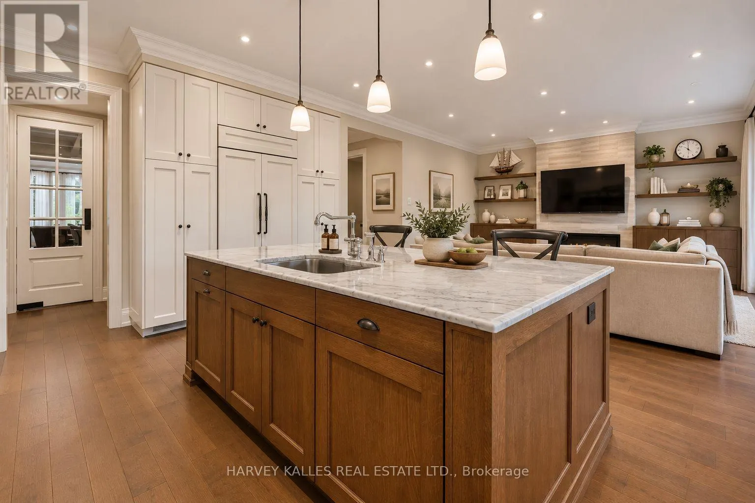 40 SULTANA AVENUE