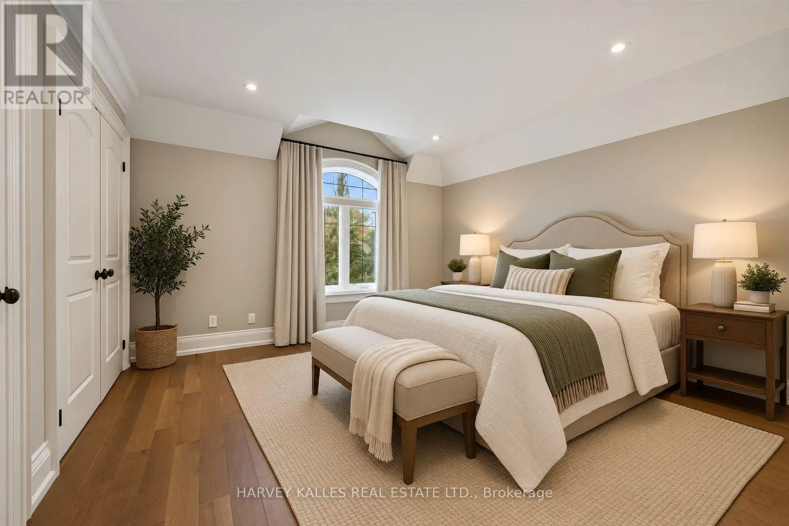 40 SULTANA AVENUE