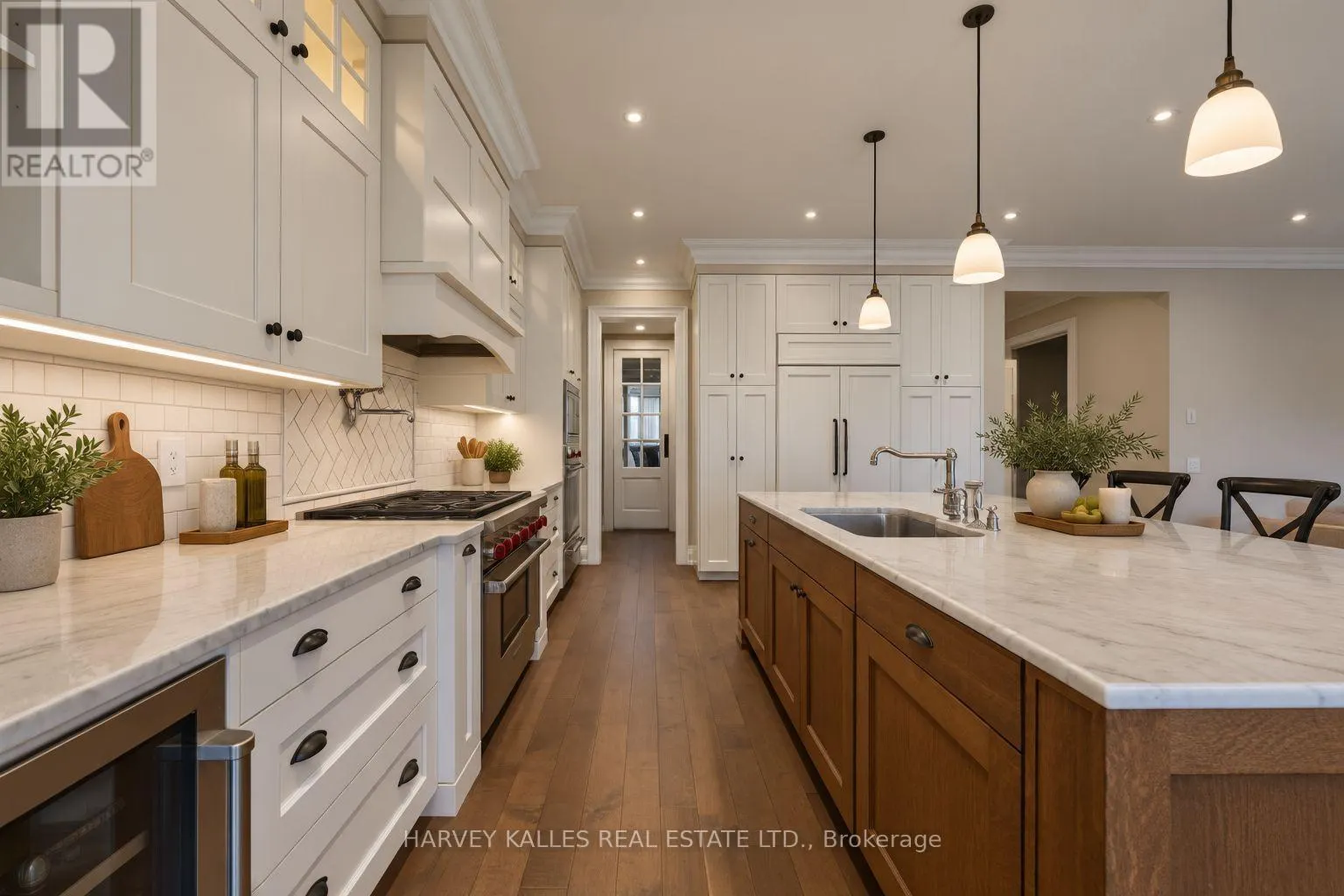 40 SULTANA AVENUE