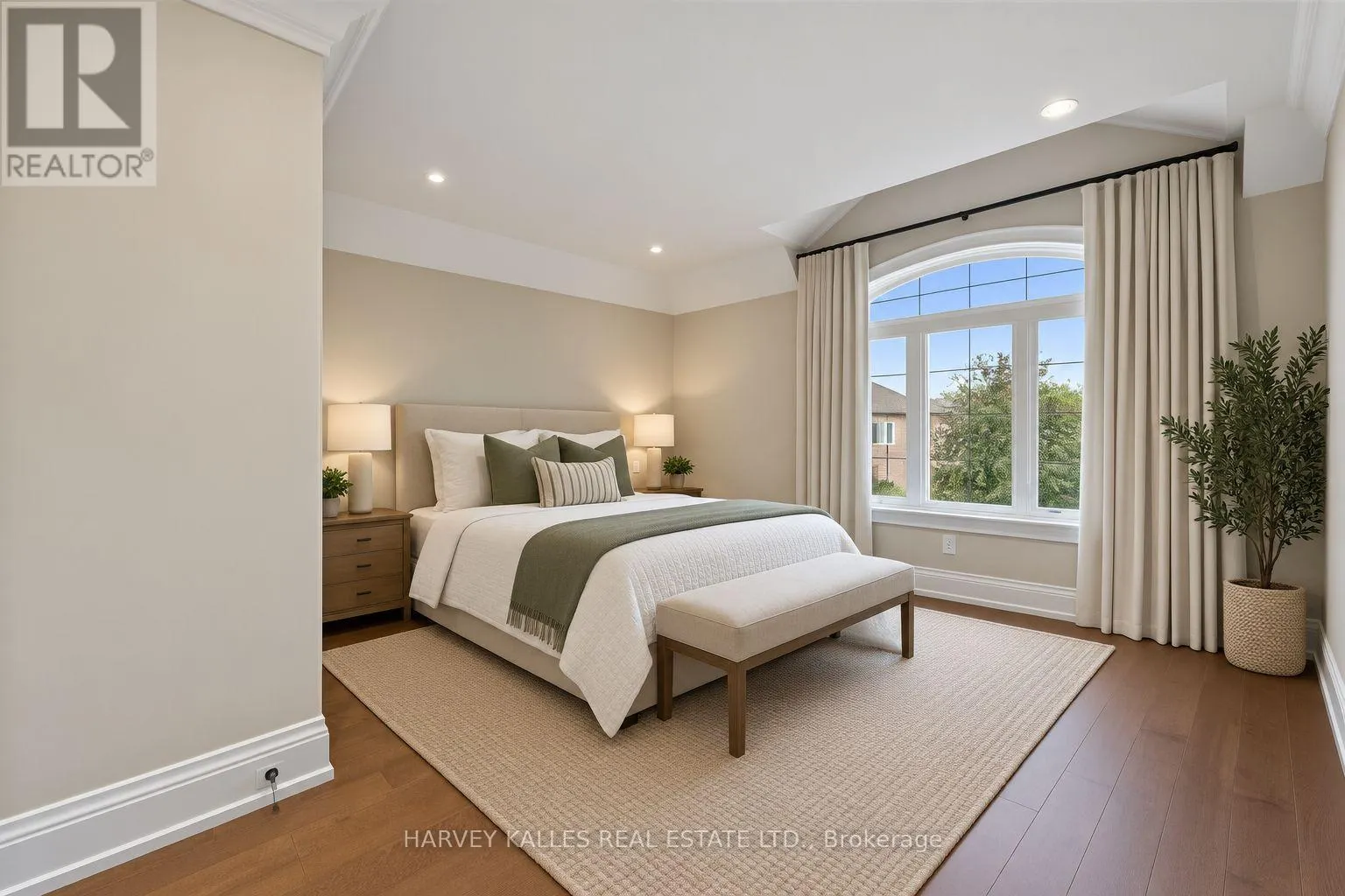 40 SULTANA AVENUE