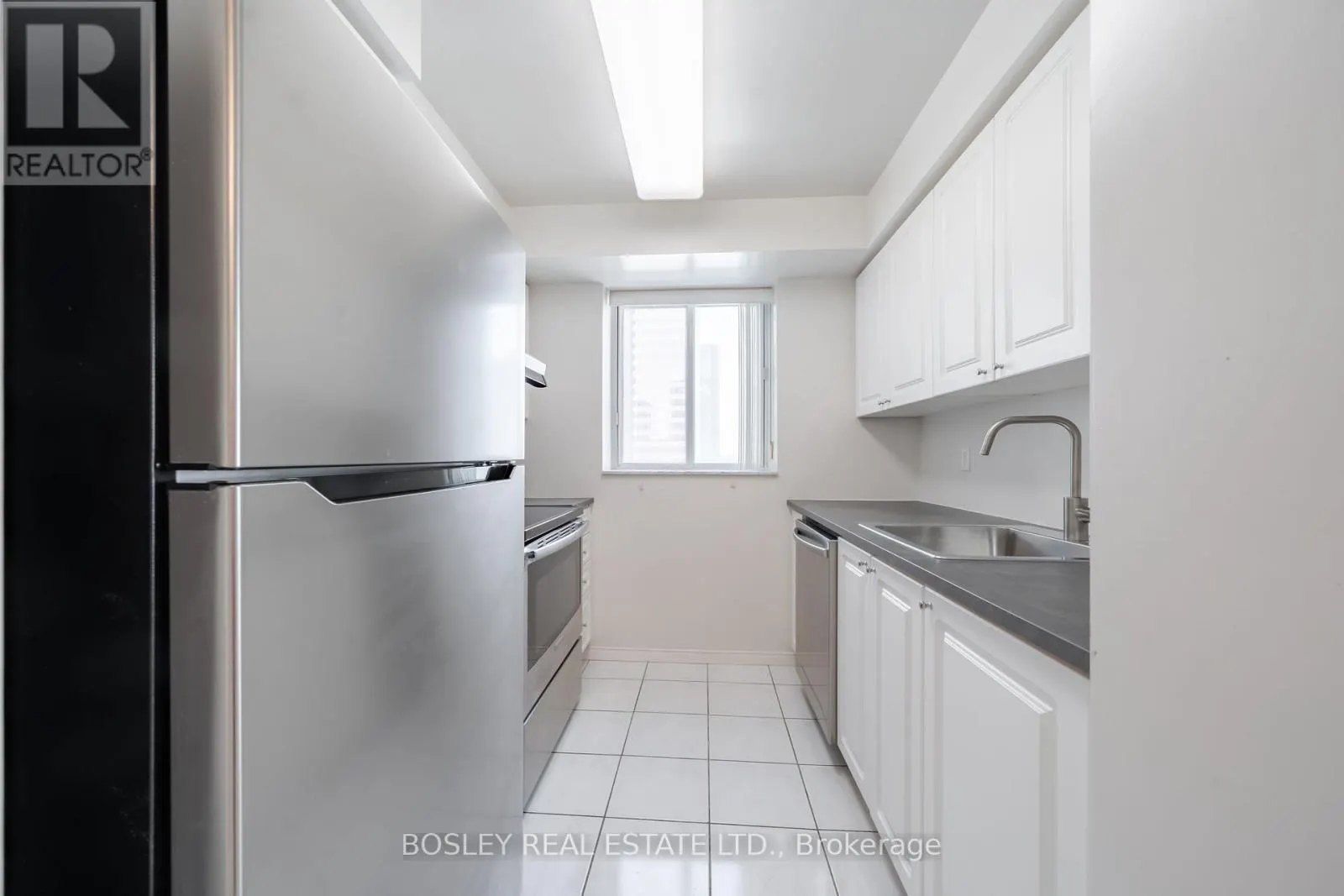 502 - 1 PEMBERTON AVENUE