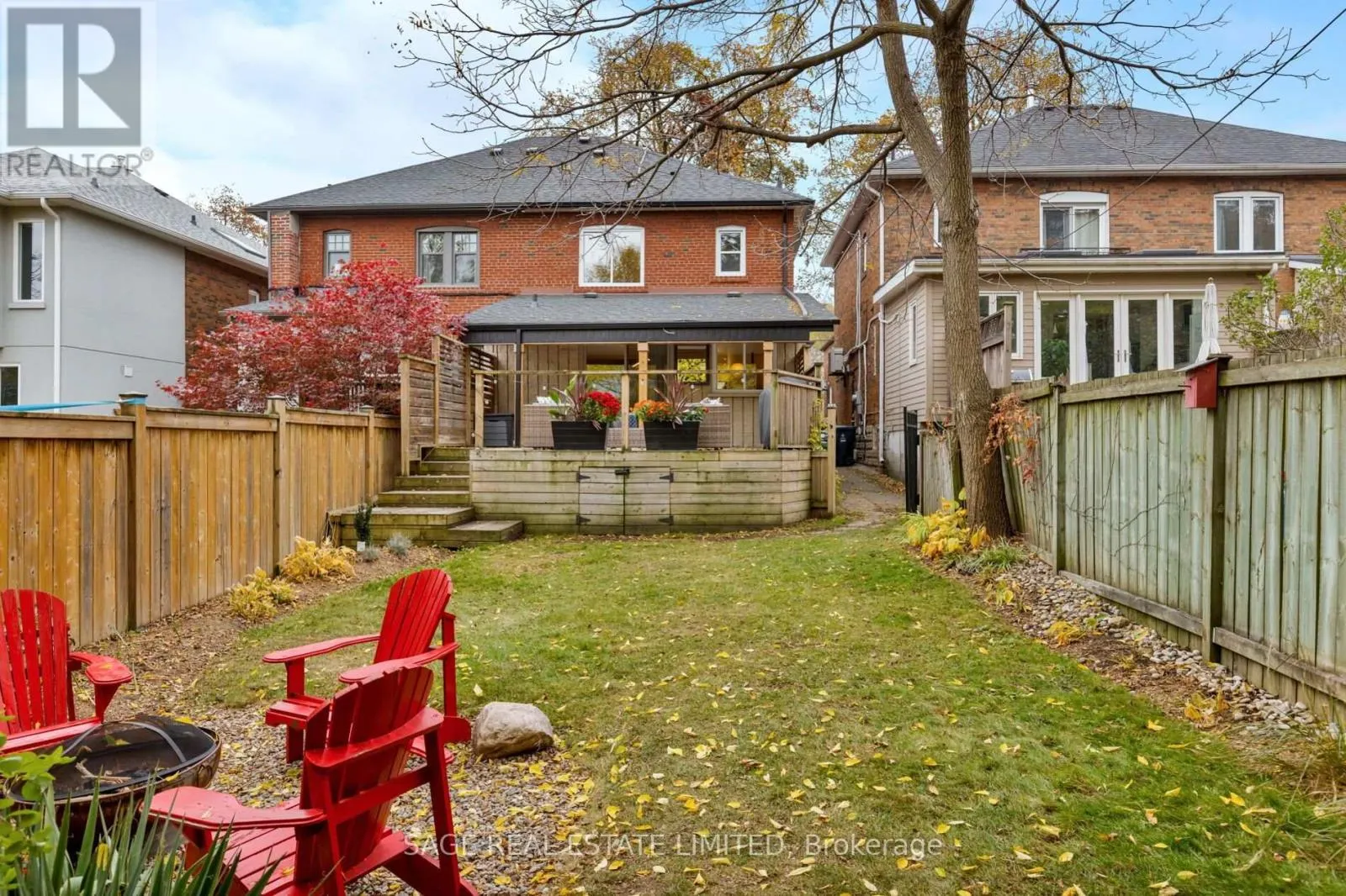 232 CASTLEFIELD AVENUE