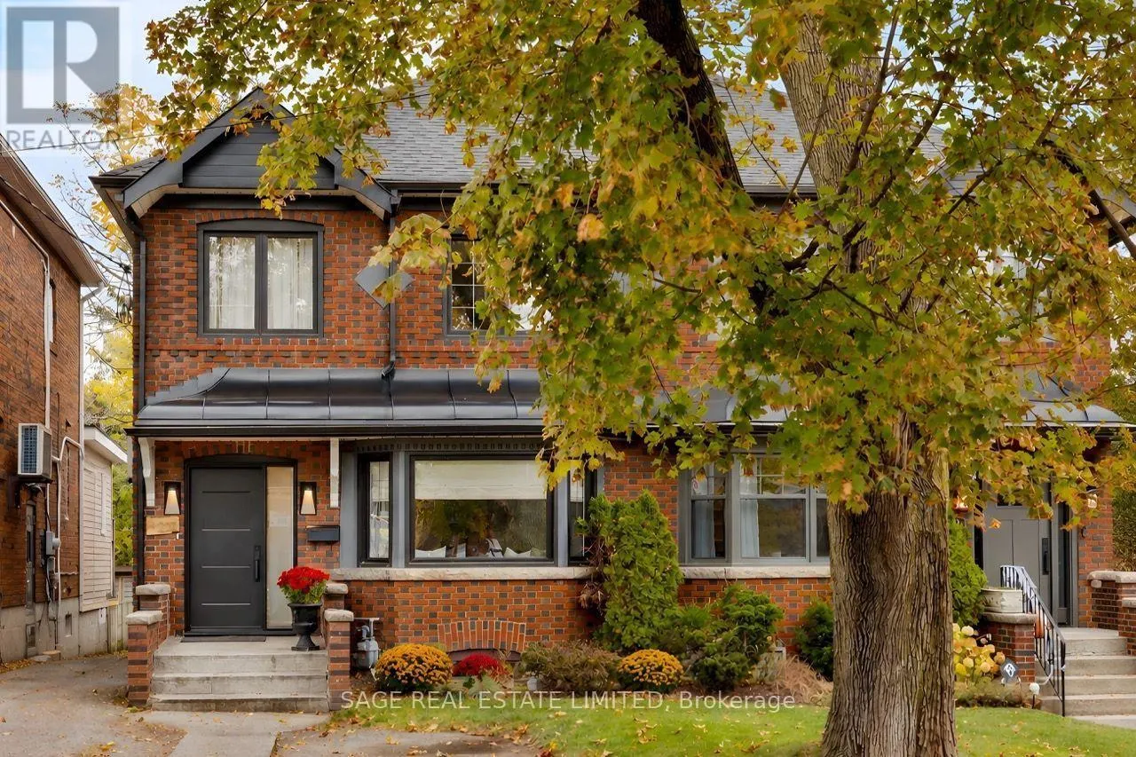 232 CASTLEFIELD AVENUE