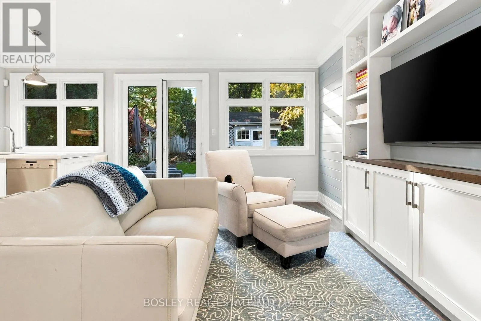 45 CHUDLEIGH AVENUE