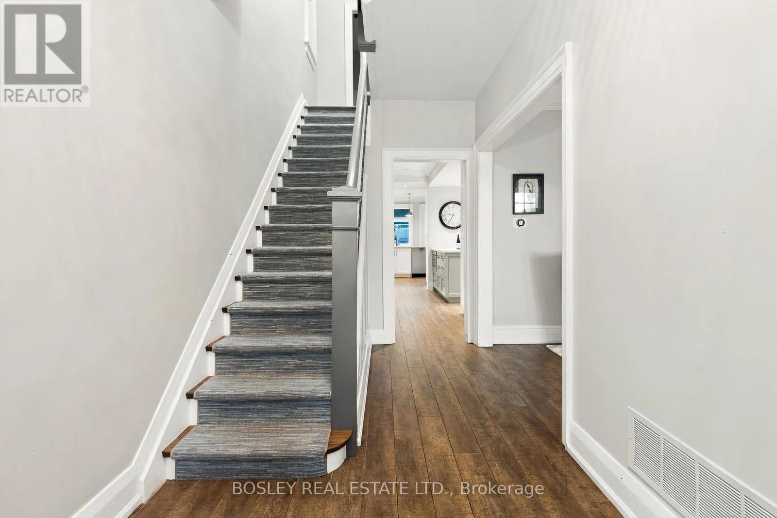 45 CHUDLEIGH AVENUE