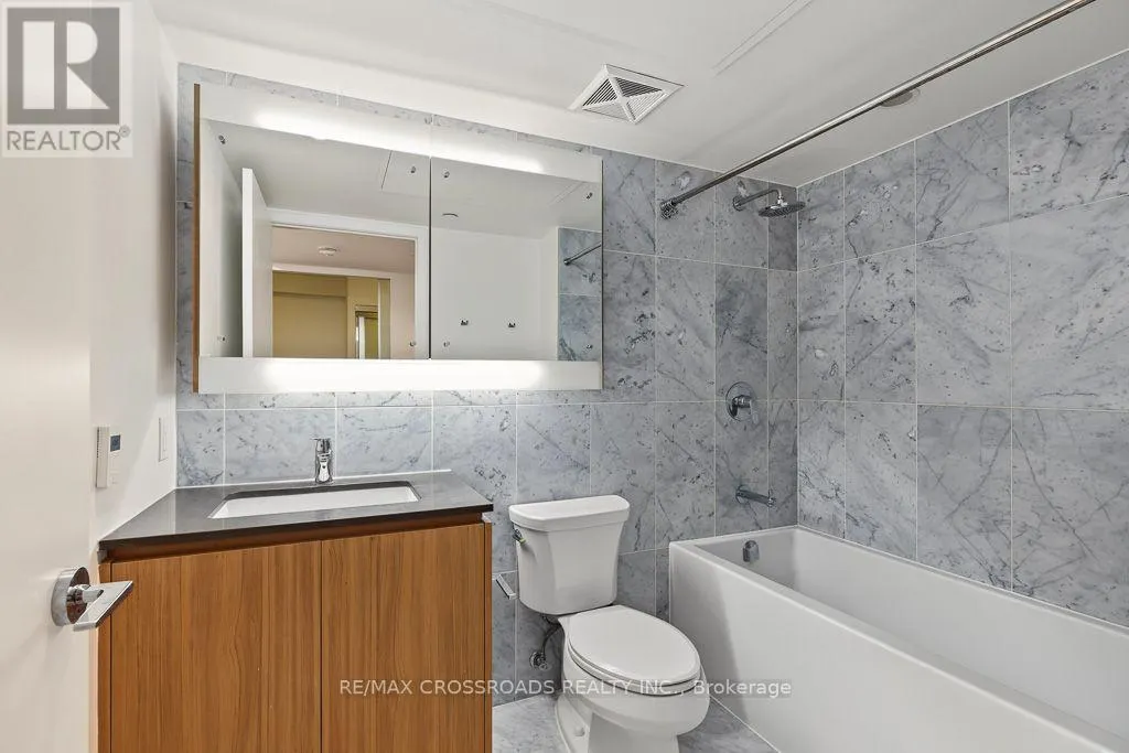 TH05 - 58 QUEENS WHARF ROAD