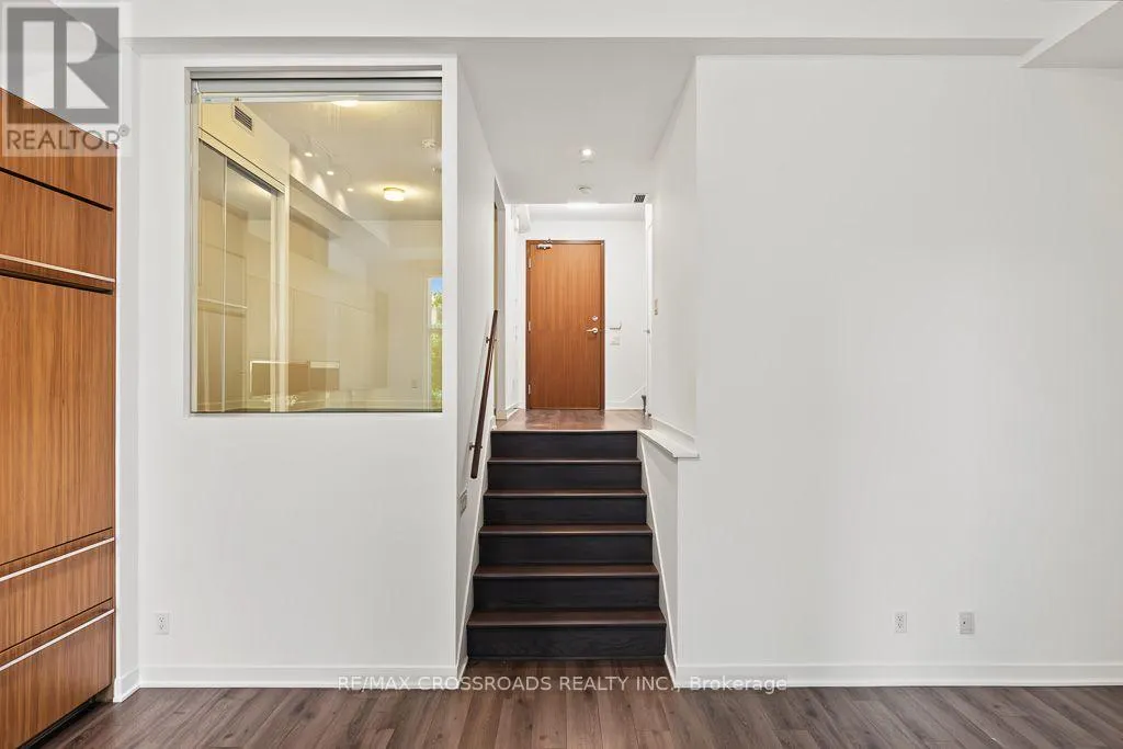 TH05 - 58 QUEENS WHARF ROAD