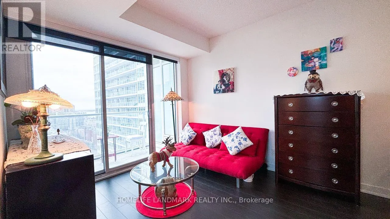 18 - 19 BATHURST STREET