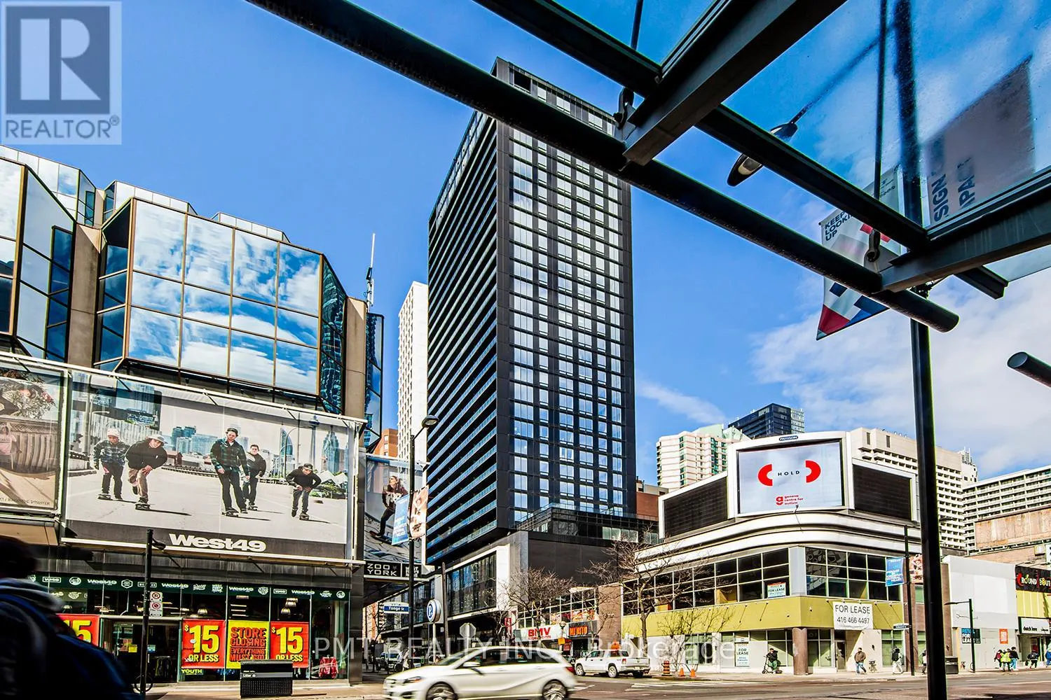 1901 - 20 EDWARD STREET