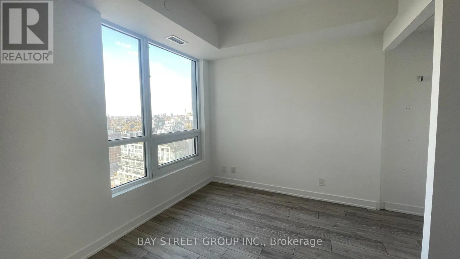 2111 - 108 PETER STREET