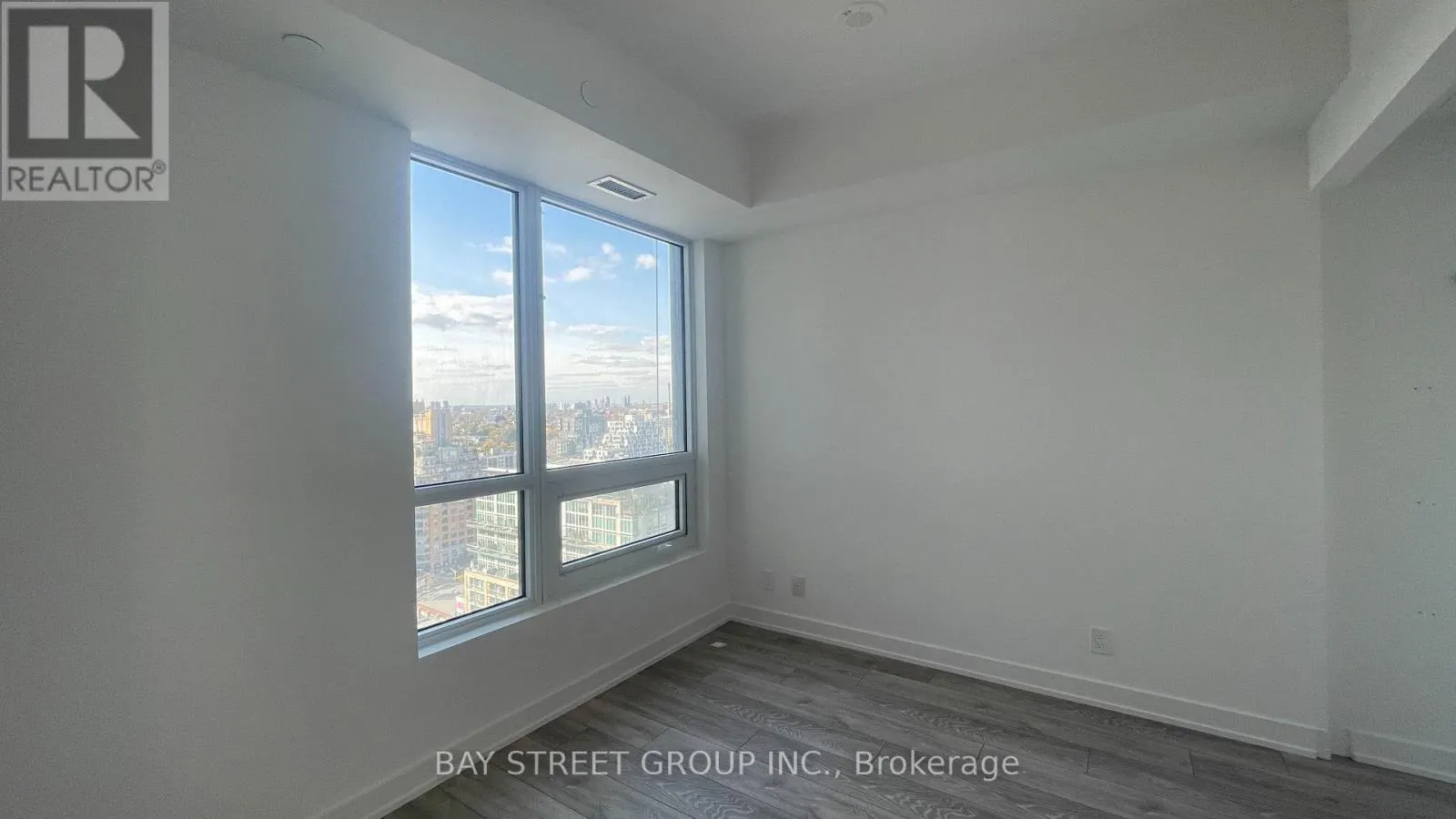 2111 - 108 PETER STREET
