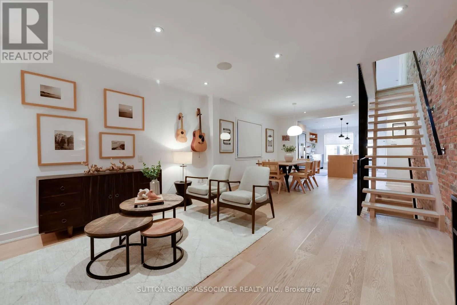 101 WINNETT AVENUE