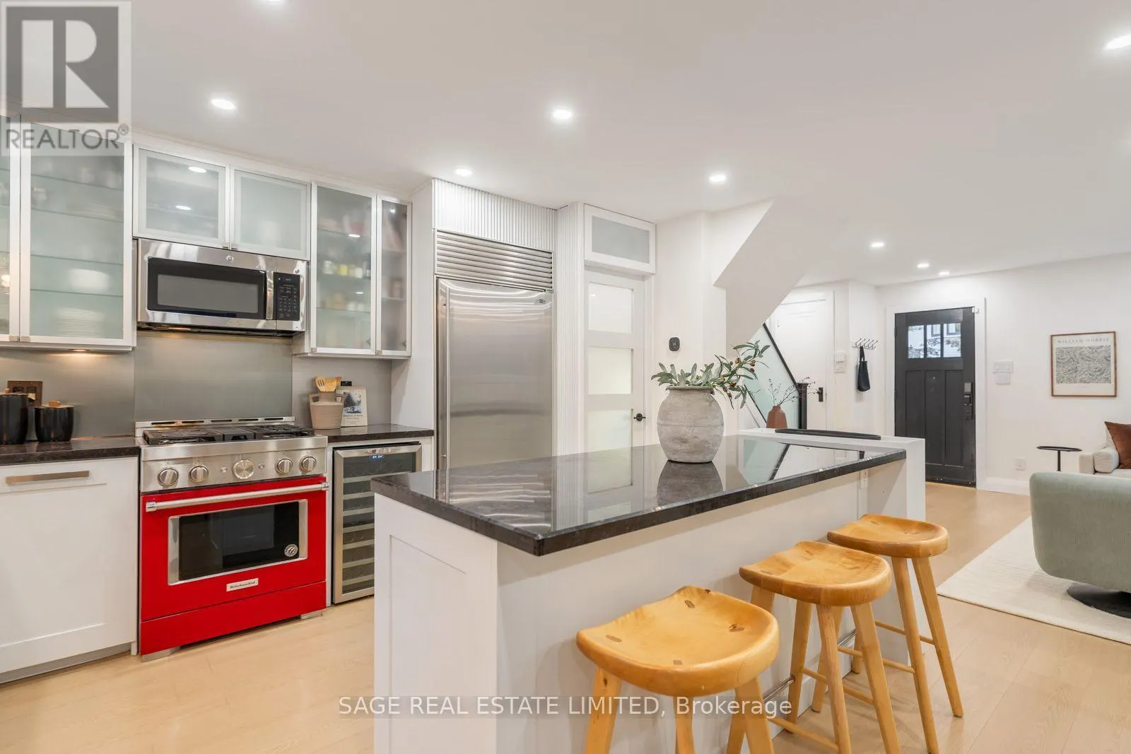 63 ASTLEY AVENUE