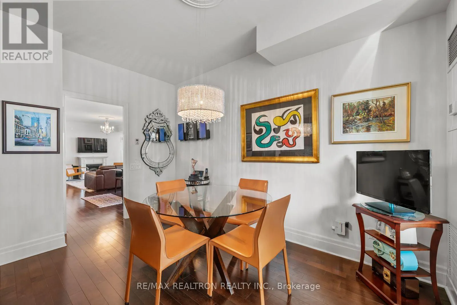 1108 - 525 WILSON AVENUE