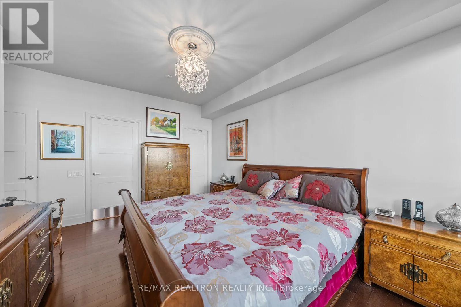 1108 - 525 WILSON AVENUE