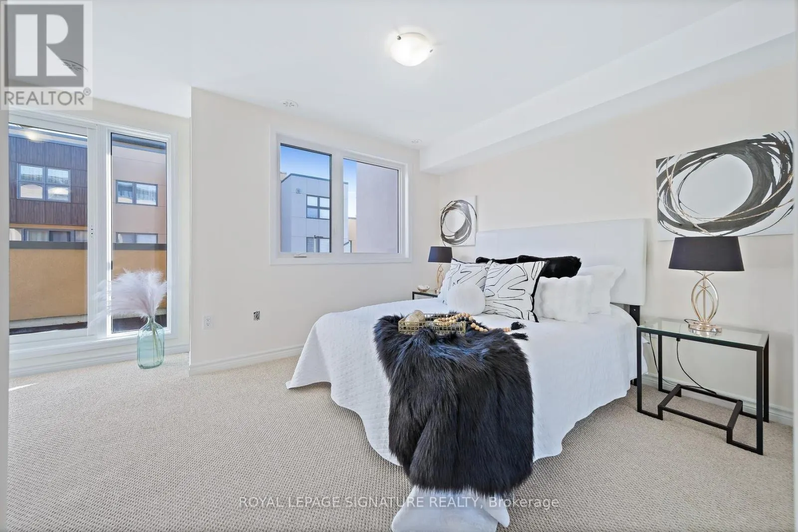 42 - 30 CURLEW DRIVE