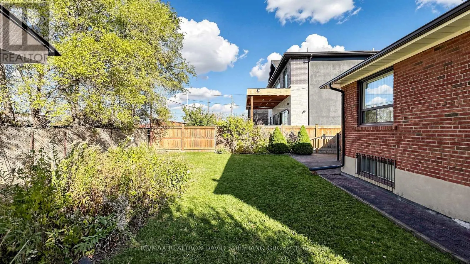 108 KENNARD AVENUE