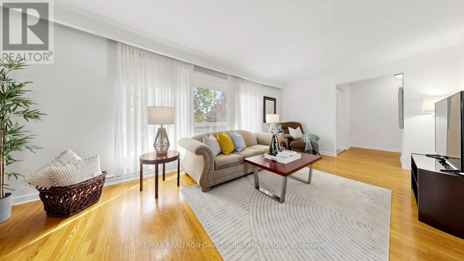 108 KENNARD AVENUE