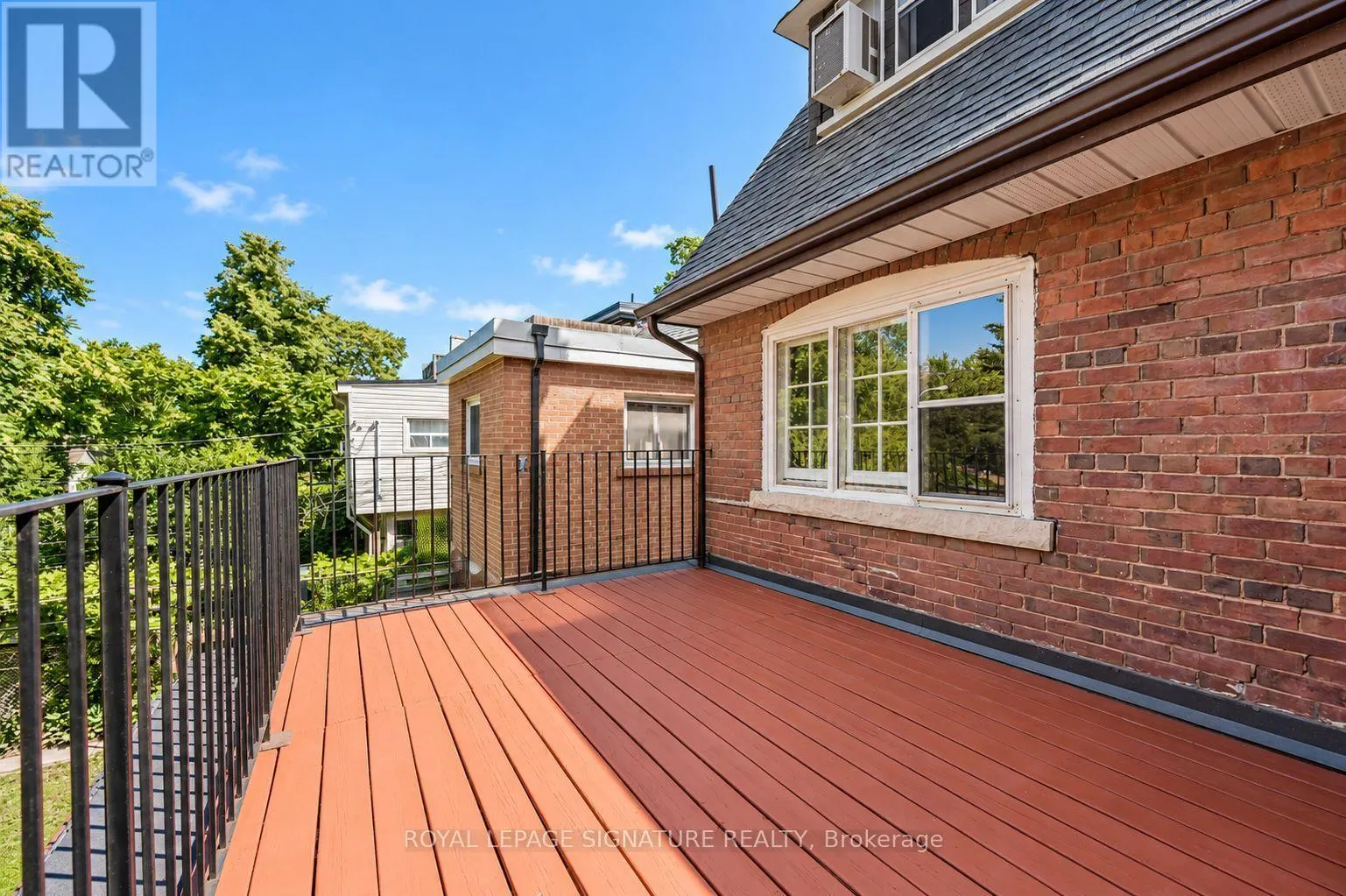 2A - 388 PALMERSTON BOULEVARD