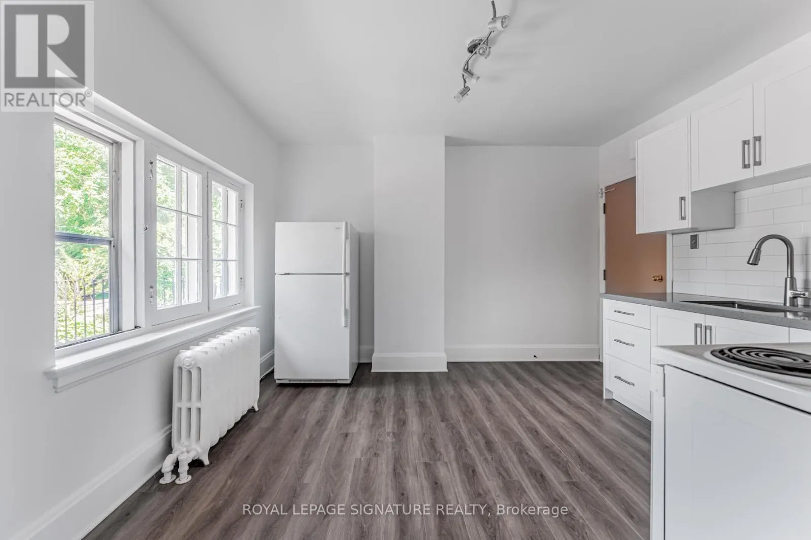 2A - 388 PALMERSTON BOULEVARD