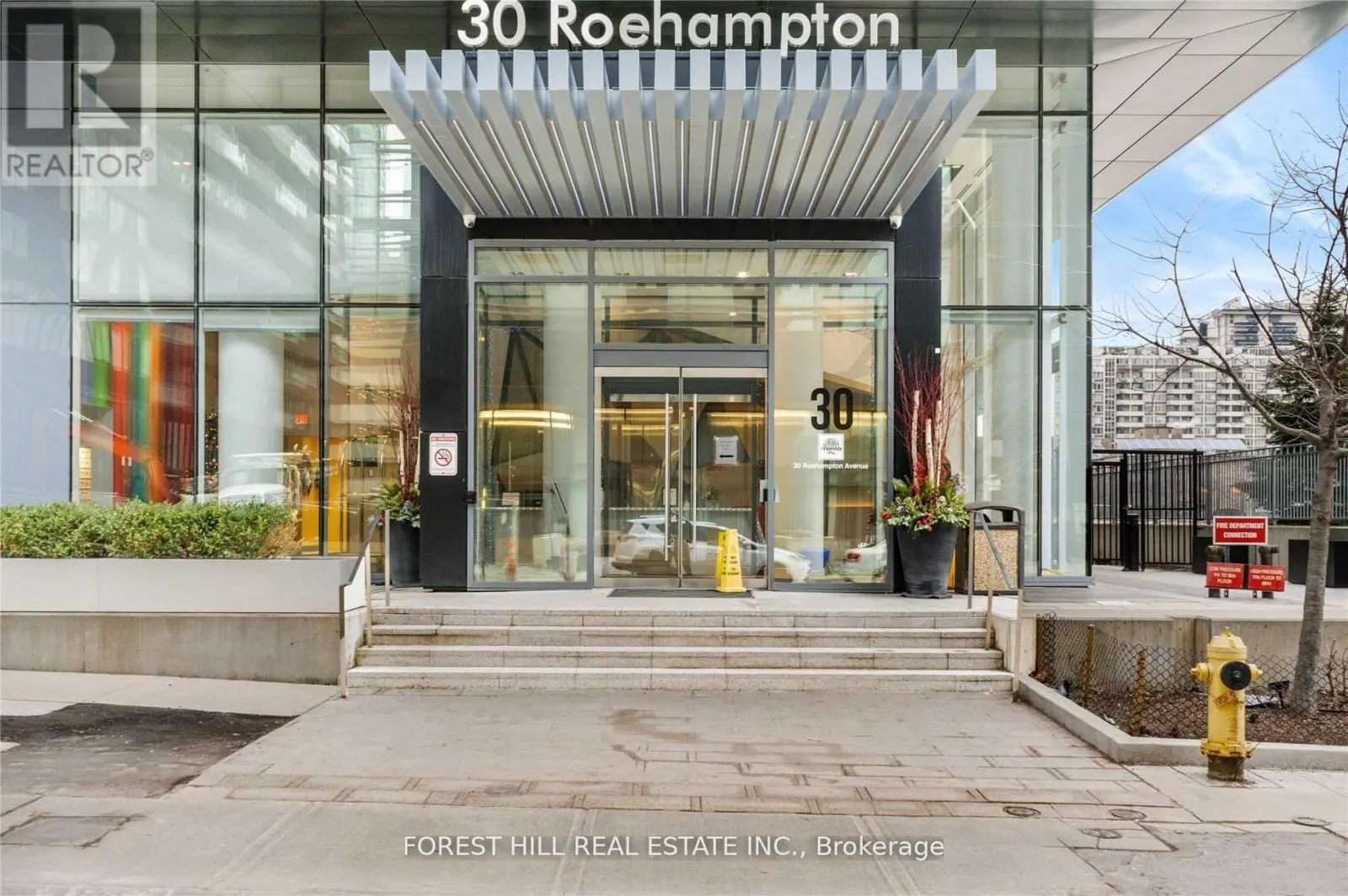 8 - 30 ROEHAMPTON AVENUE