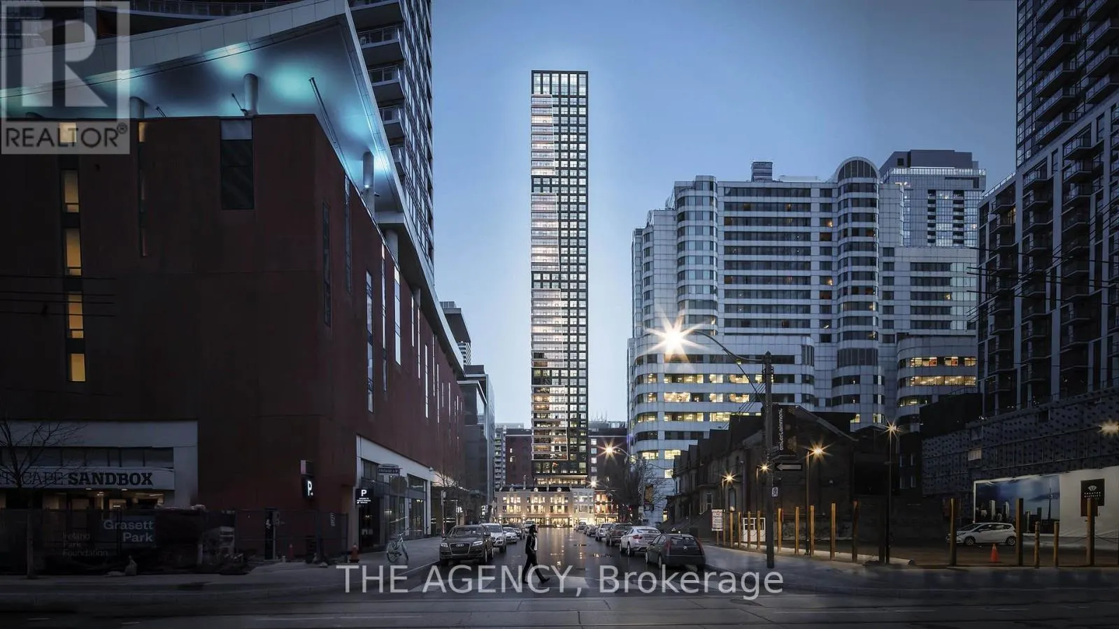 PH01 - 327 KING STREET W