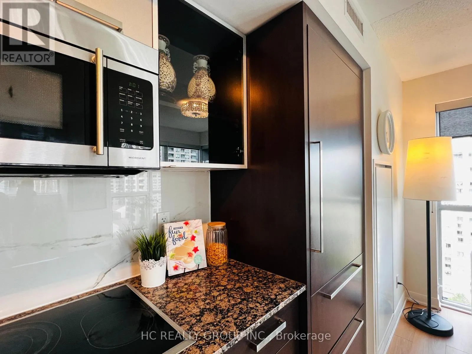 1712 - 5168 YONGE STREET
