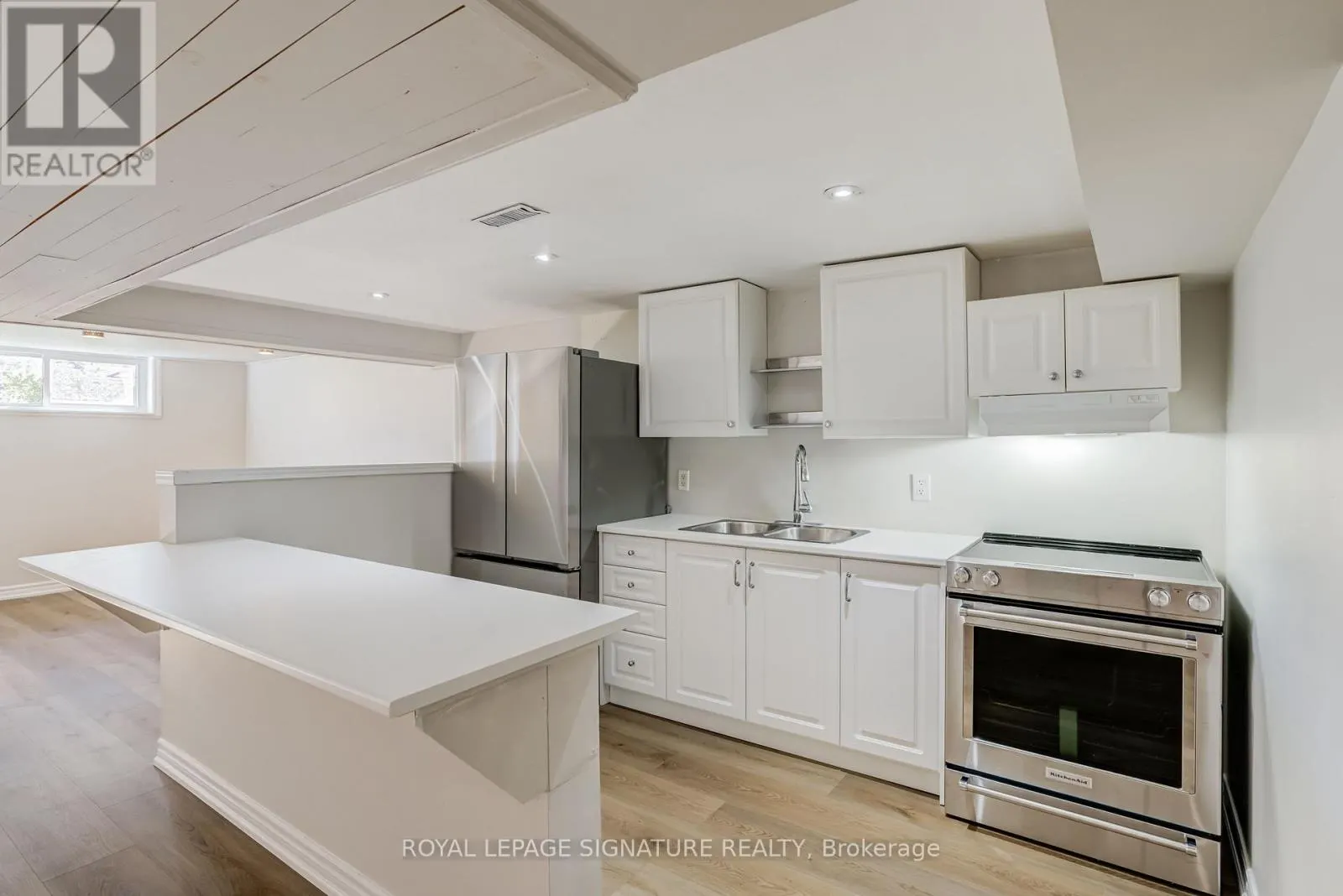 22 PAINSWICK CRESCENT