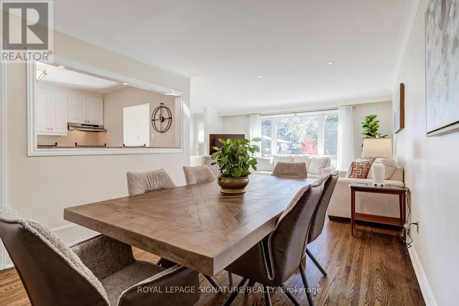 22 PAINSWICK CRESCENT