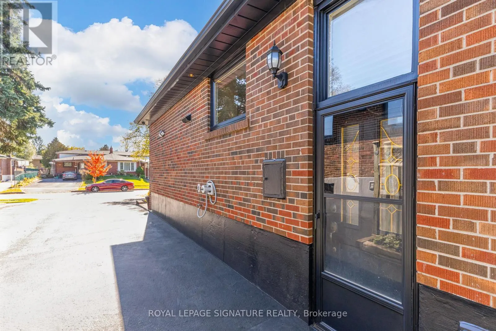 22 PAINSWICK CRESCENT