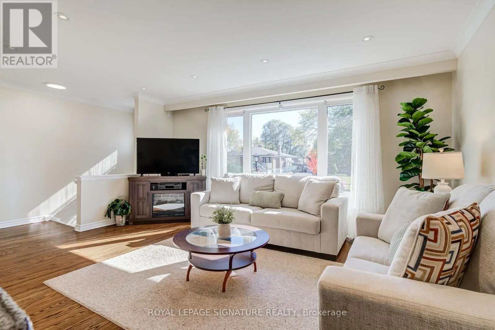 22 PAINSWICK CRESCENT