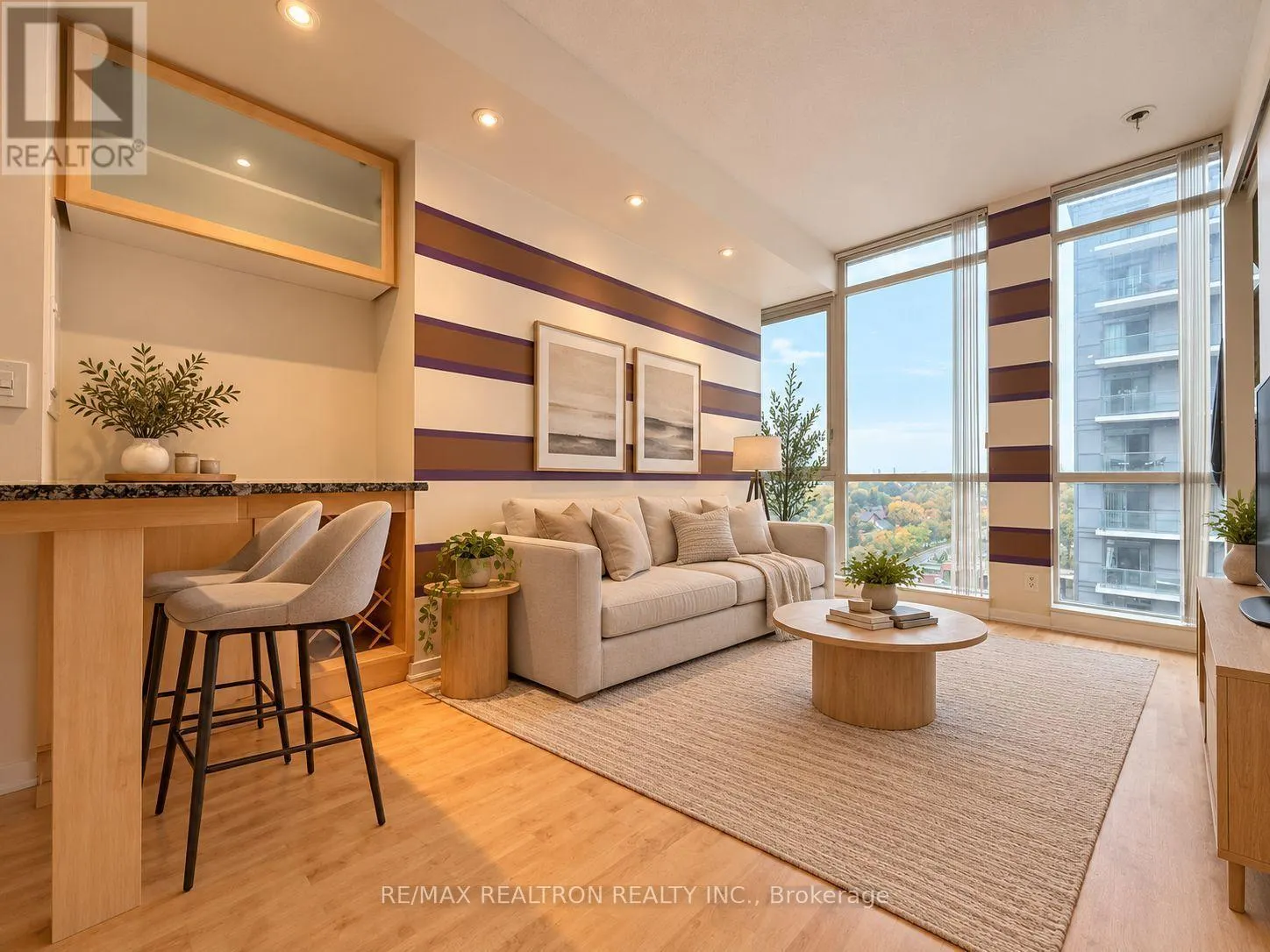 1103 - 30 CANTERBURY PLACE