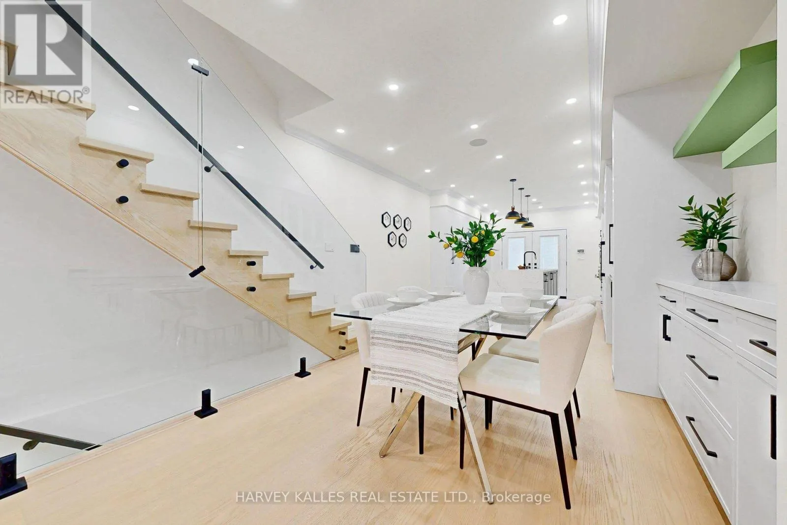 262 EUCLID AVENUE