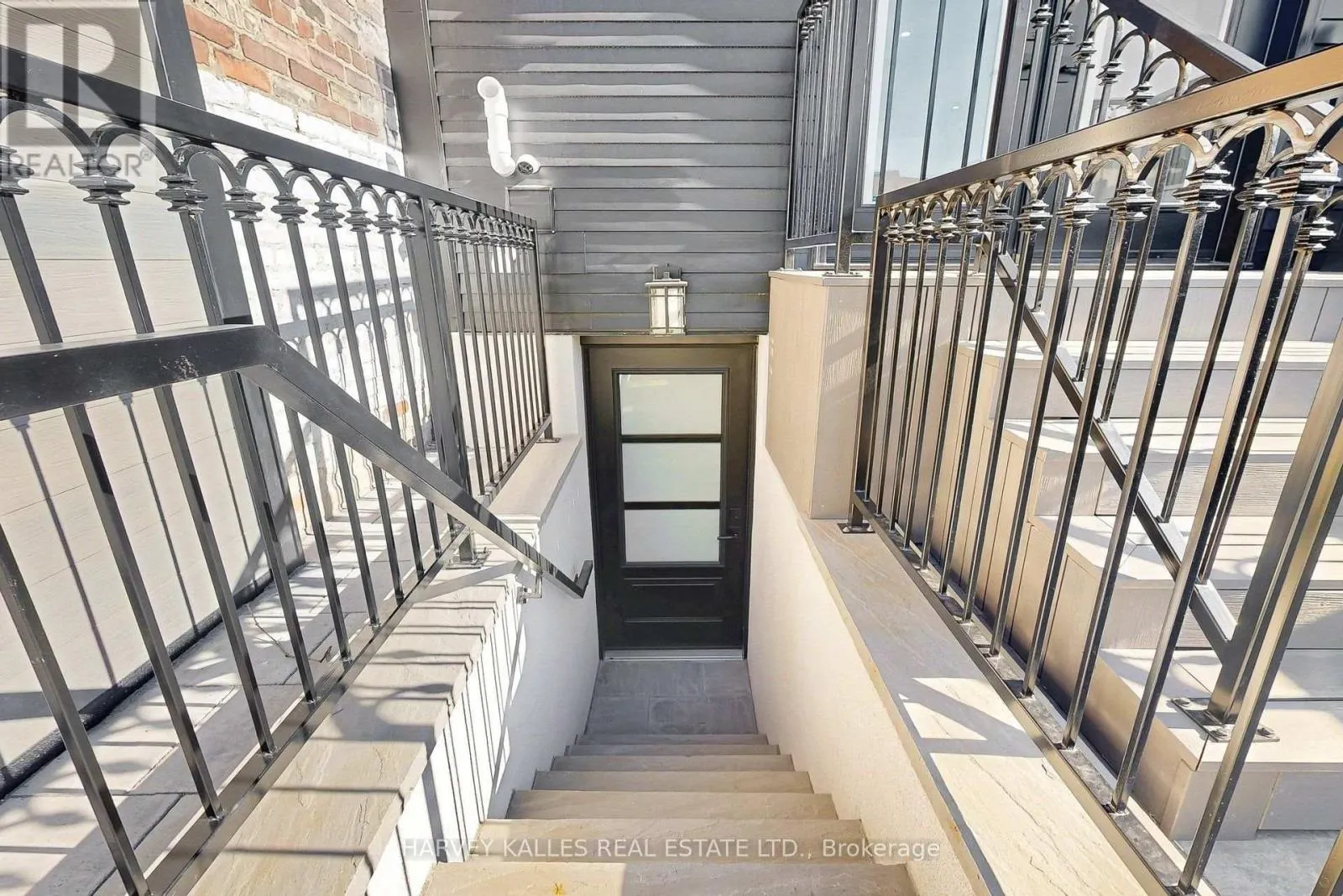 262 EUCLID AVENUE