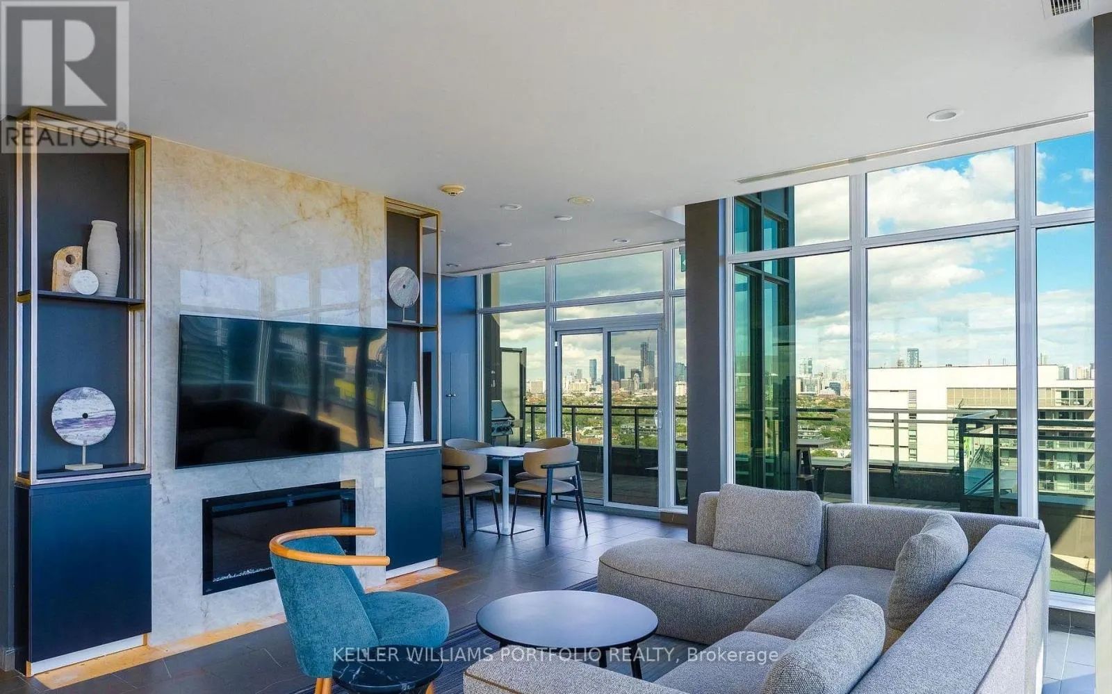 N507 - 1169 QUEEN STREET W