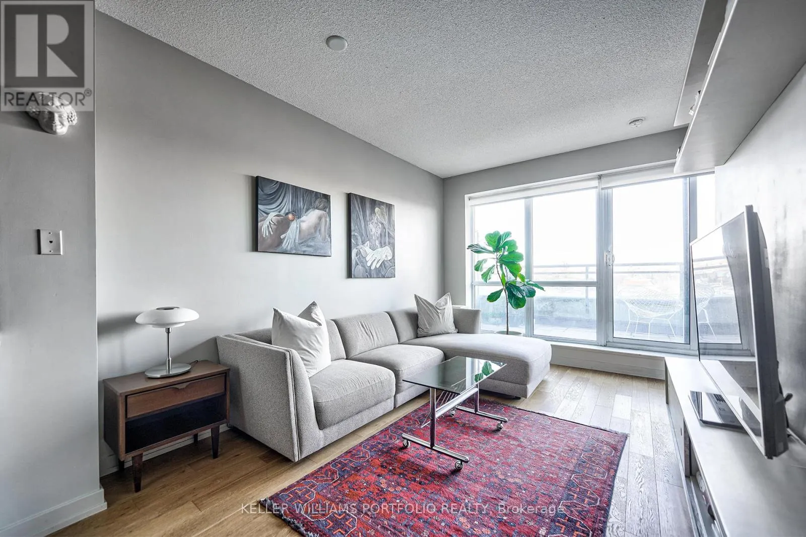 N507 - 1169 QUEEN STREET W