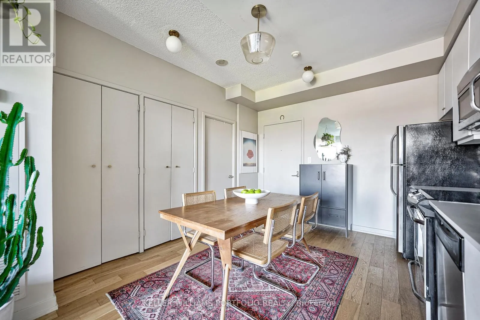 N507 - 1169 QUEEN STREET W