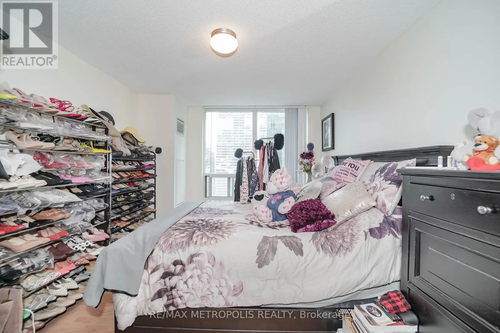 3602 - 30 GRAND TRUNK CRESCENT
